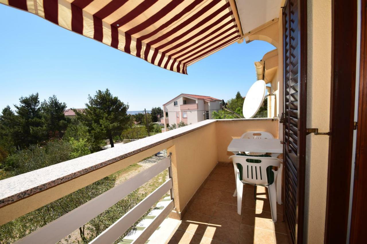 Apartments Ivan Starigrad Paklenica Exterior photo